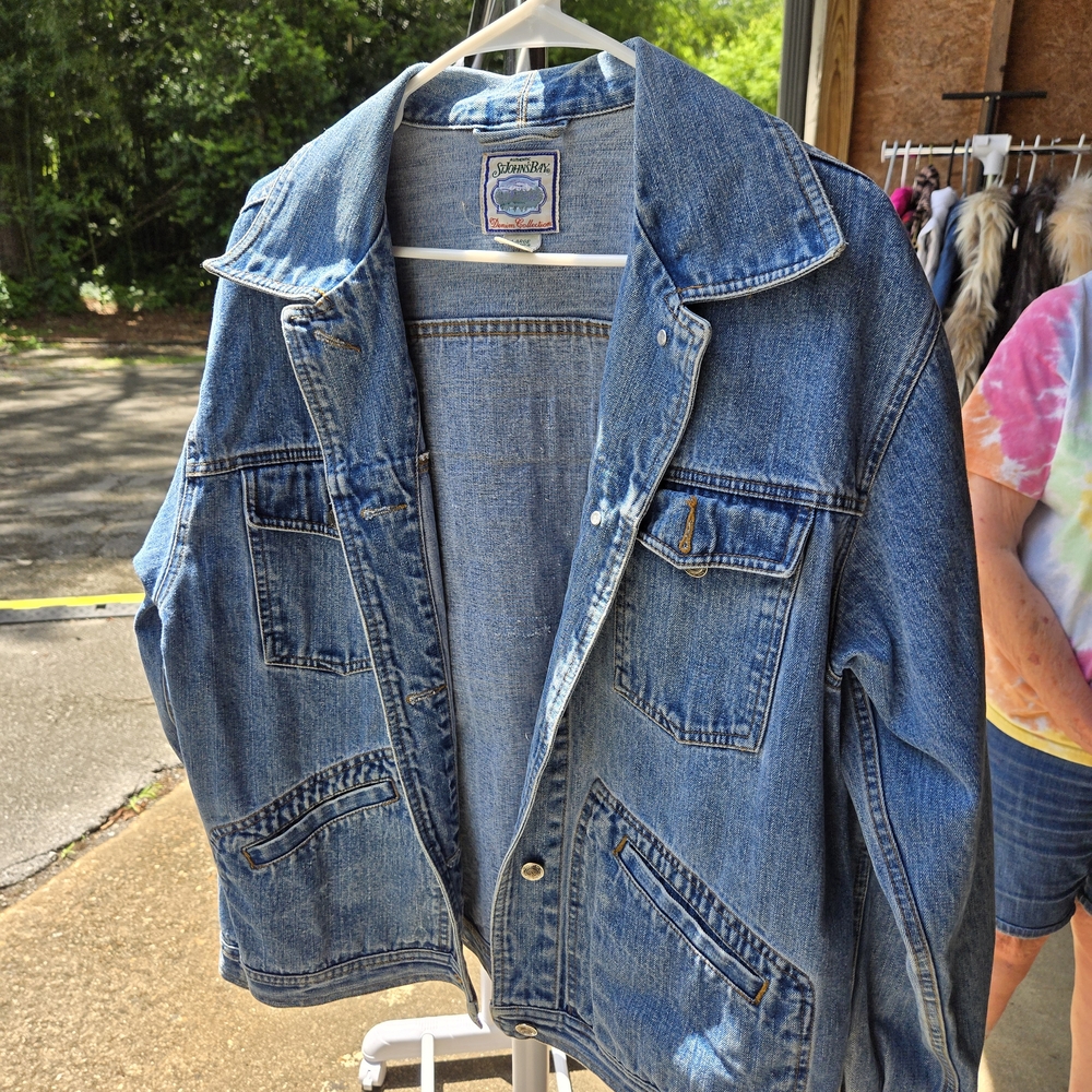 St. John's Bay Blue Jean Jacket Classic Denim Style